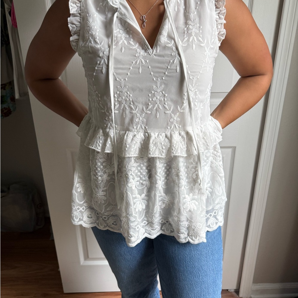 White Lace Tiered Ruffle Top - JOY JOY Size M